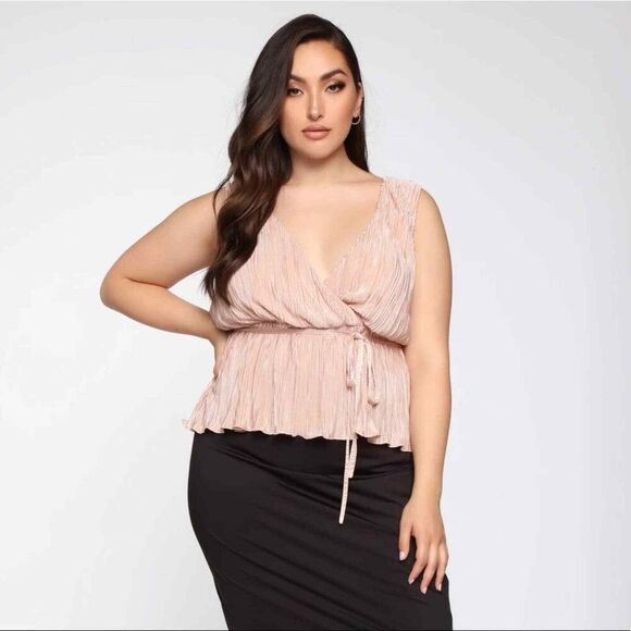 Fashion Nova City Girl Wrap Tie Top Women’s Size 1Xlarge Blush Pink Sleeveless - Picture 2 of 6